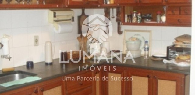 ÁREA  COM CASA NA VÁRZEA