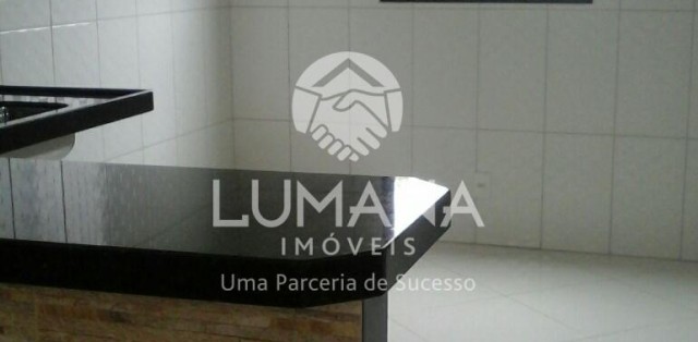 CASA EM VESPASIANO
