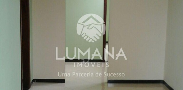CASA EM VESPASIANO