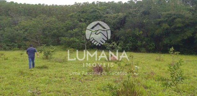 FAZENDA EM CURVELO