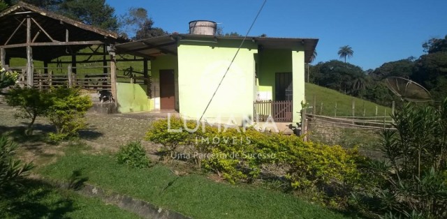 FAZENDA EM CAETÉ