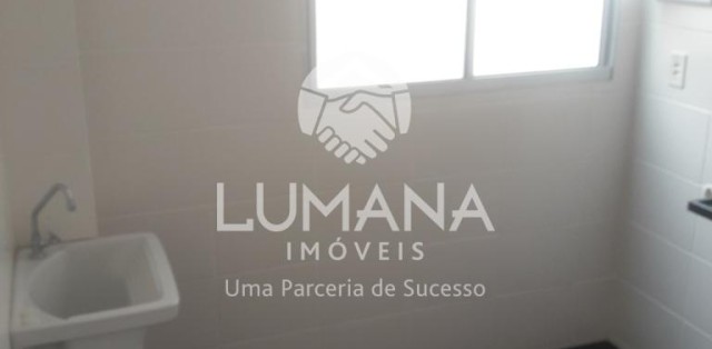 DUAS ÁREAS PRIVATIVAS 