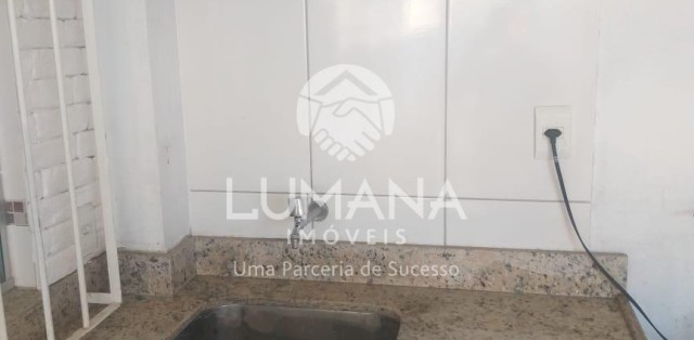 CASA EM VESPASIANO 
