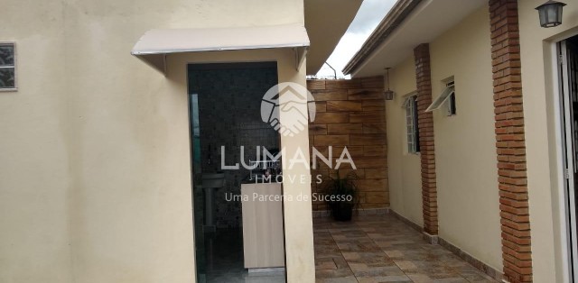 ÁREA DE LAZER 