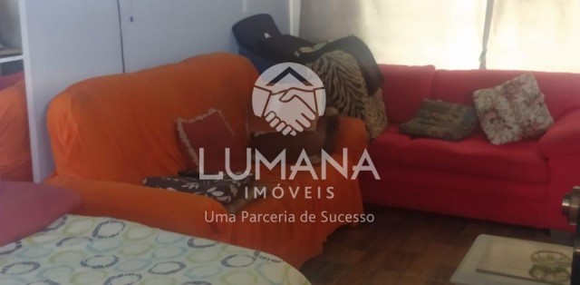 Casa Comercial