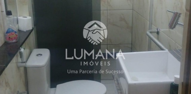 Casa Comercial