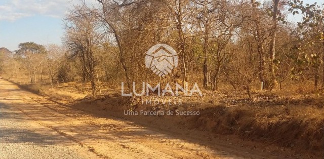 LOTE EM CONDOMÍNIO