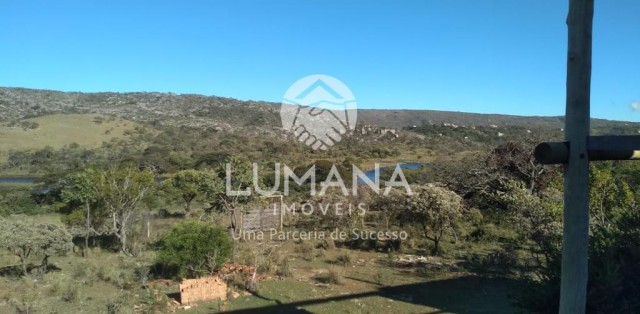 LOTE COM CONSTRUÇÃO