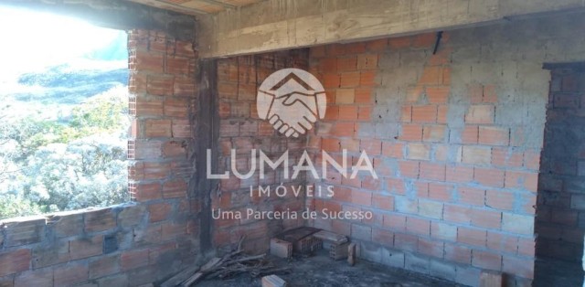 LOTE COM CONSTRUÇÃO