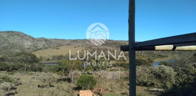 LOTE COM CONSTRUÇÃO