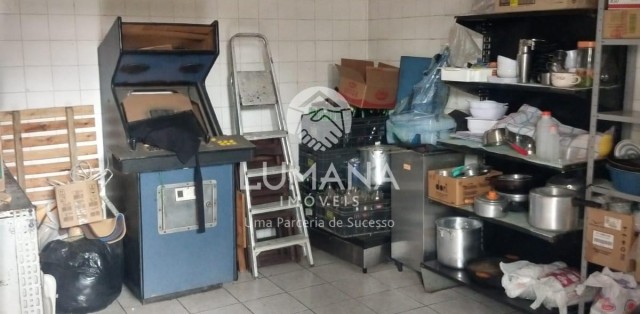 PRÉDIO COMERCIAL