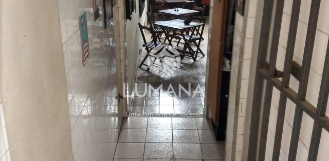PRÉDIO COMERCIAL