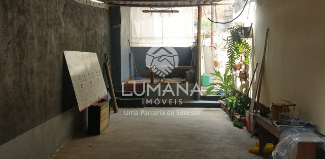 PRÉDIO COMERCIAL