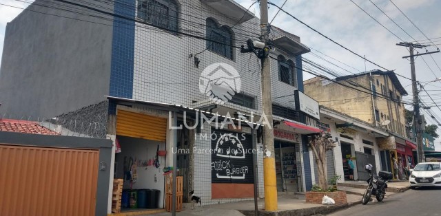 PRÉDIO COMERCIAL