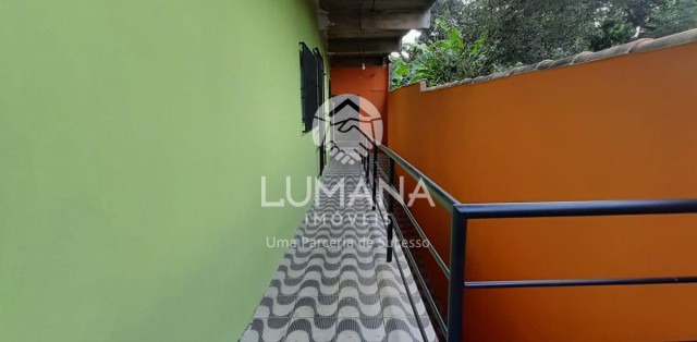 PRÉDIO COMERCIAL 