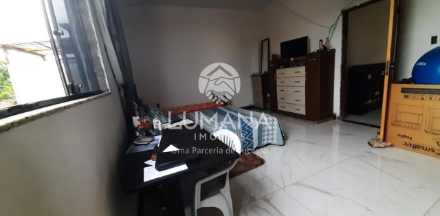 PRÉDIO COMERCIAL 