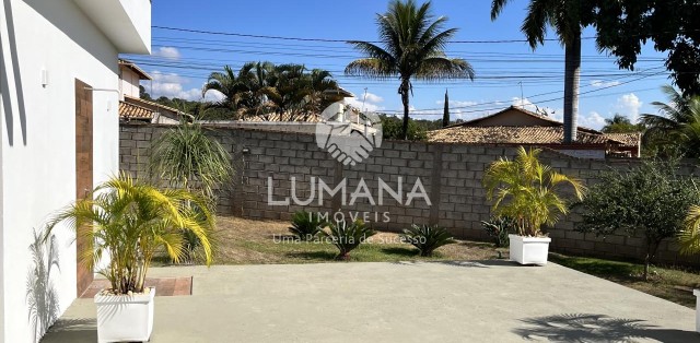 CASA PRÓXIMA A LAGOA 