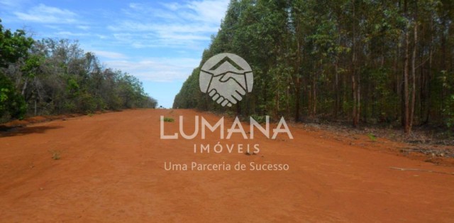 LOTE EM CONDOMÍNIO