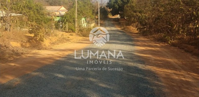 LOTE EM CONDOMÍNIO
