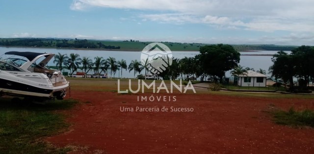 LOTE EM FURNAS 