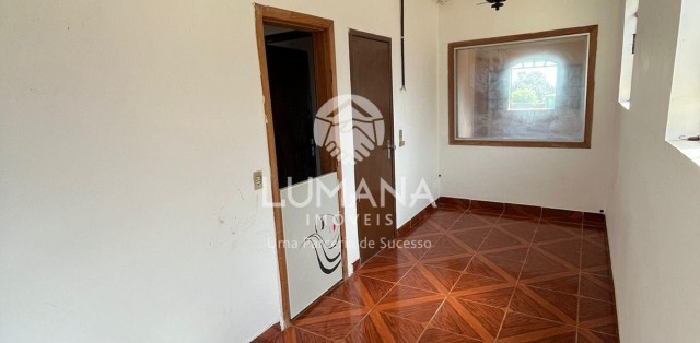 CENTRO - AO LADO DA PREFEITURA 