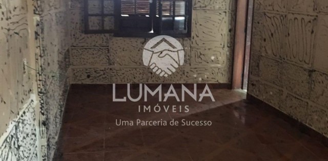 CENTRO - AO LADO DA PREFEITURA 