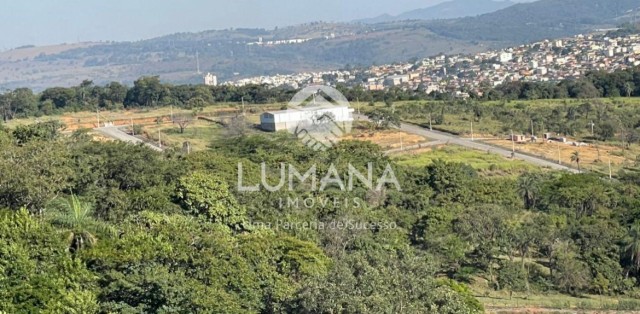 Lote em condomínio Industrial