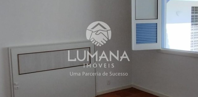 Casa em condomínio