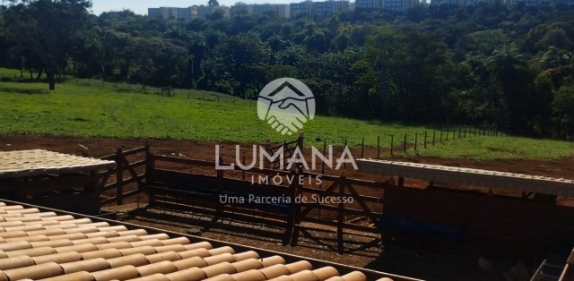 ÁREA URBANA  -  63 ha