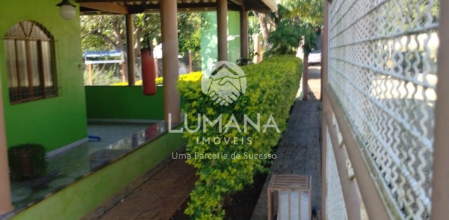 ÁREA URBANA  -  63 ha