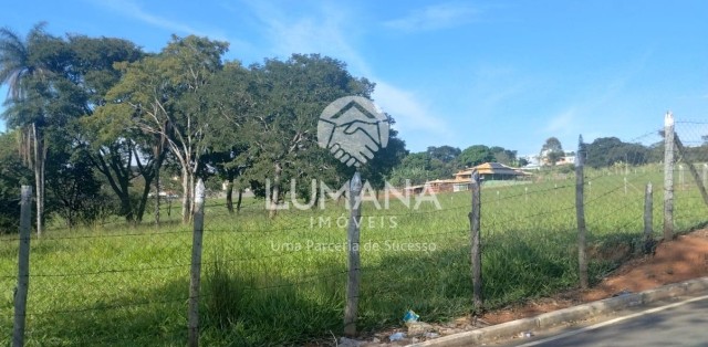 ÁREA URBANA  -  63 ha