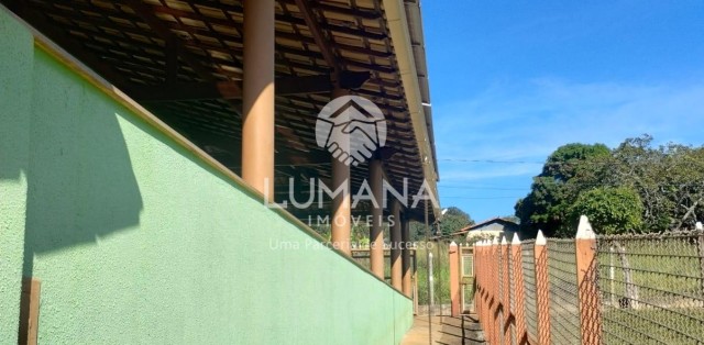 ÁREA URBANA  -  63 ha
