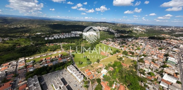 FAZENDINHA EM ÁREA URBANA