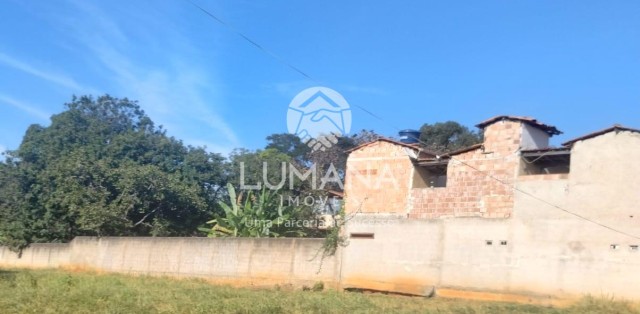 ÁREA URBANA  -  63 ha