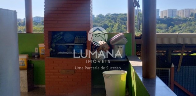 ÁREA URBANA  -  63 ha