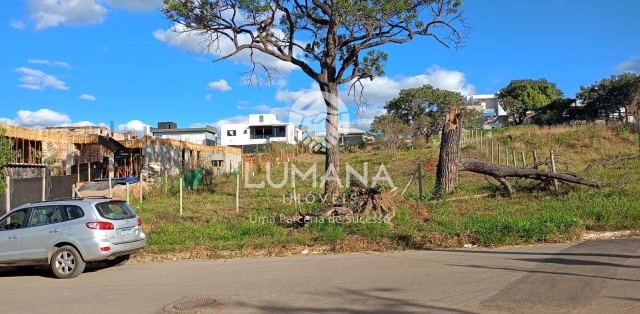 LOTE EM CONDOMÍNIO 