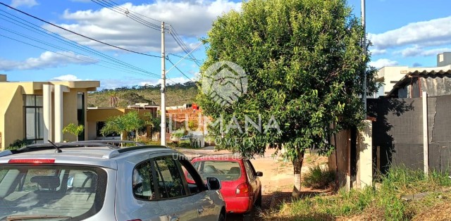 LOTE EM CONDOMÍNIO 