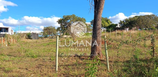 LOTE EM CONDOMÍNIO 