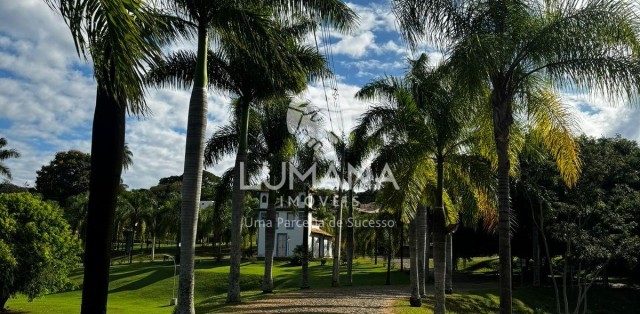 LOTE EM CONDOMÍNIO 