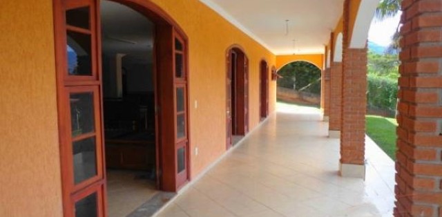 Chácara em alto Padrão - Itapeva/MG