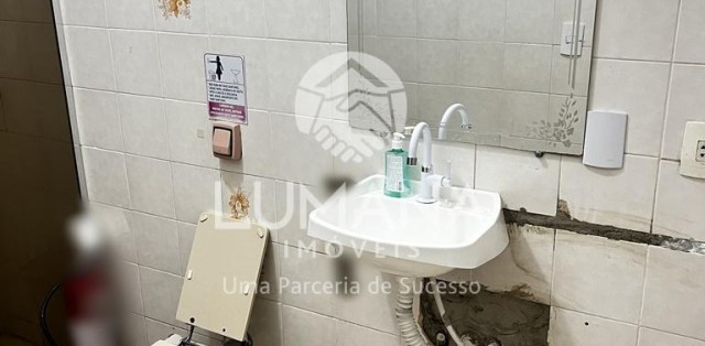 CASA COMERCIAL 