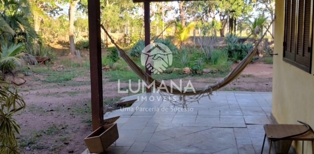 CASA TIPO CHÁCARA 