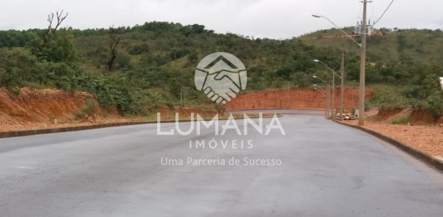 Lote 1.000 m² Condomínio
