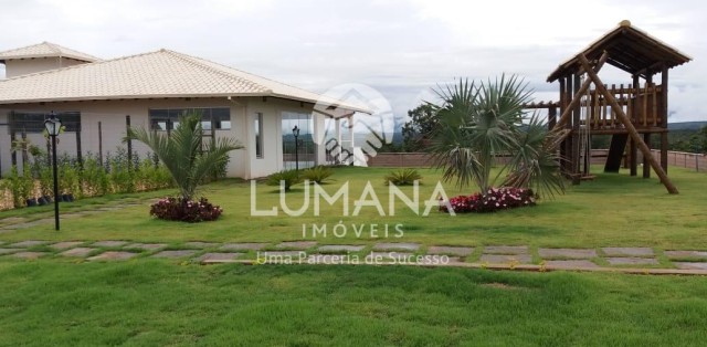 Lote 1.000 m² Condomínio