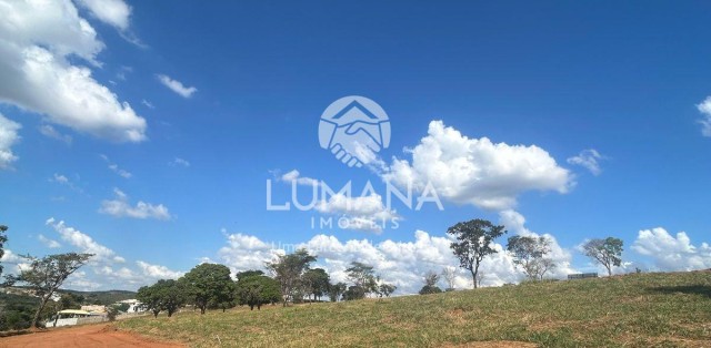 Lote em condomínio