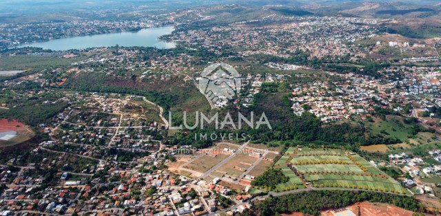 Lote em condomínio