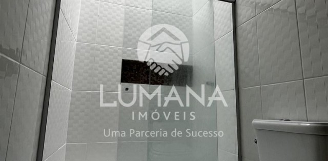 CASA COM QUINTAL 