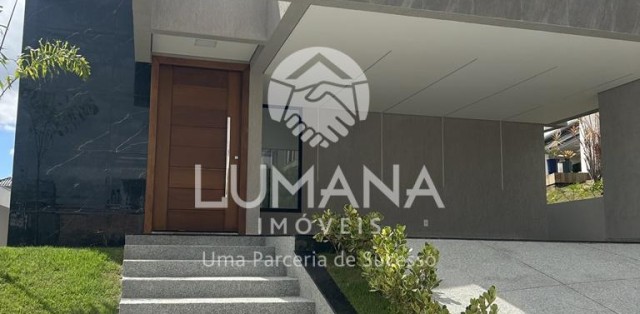 Casa em condomínio