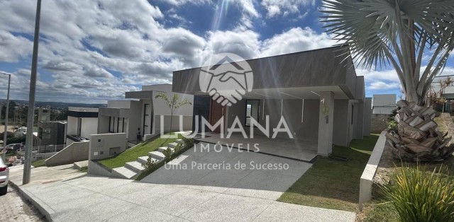 Casa em condomínio