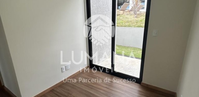 Casa em condomínio